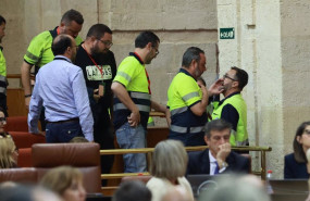 ep archivo   una delegacion de trabajadores de acerinox en el pleno del parlamento andaluz el pasado