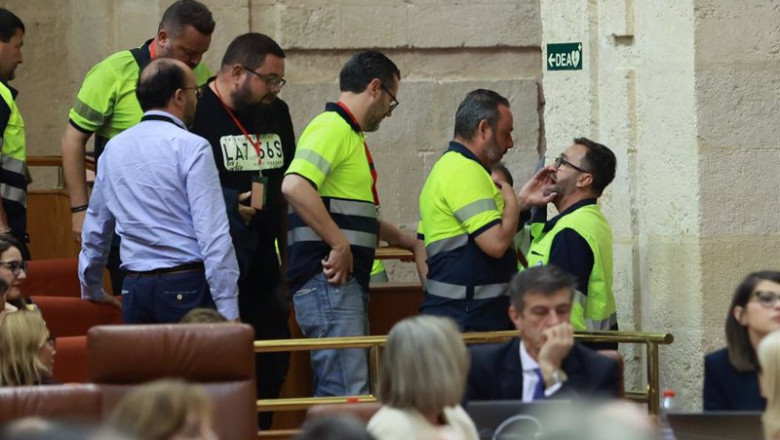 ep archivo una delegacion de trabajadores de acerinox en el pleno del parlamento andaluz el pasado ep archivo una delegacion de trabajadores de acerinox en el pleno del parlamento andaluz el pasado