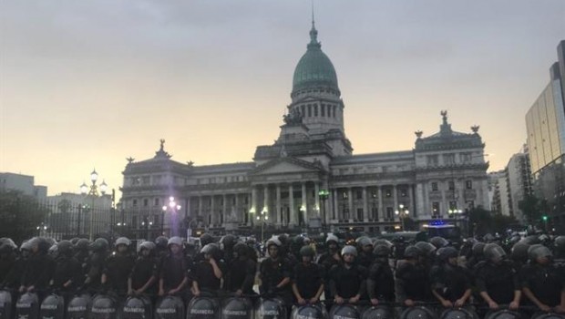 ep disturbios congresoargentina