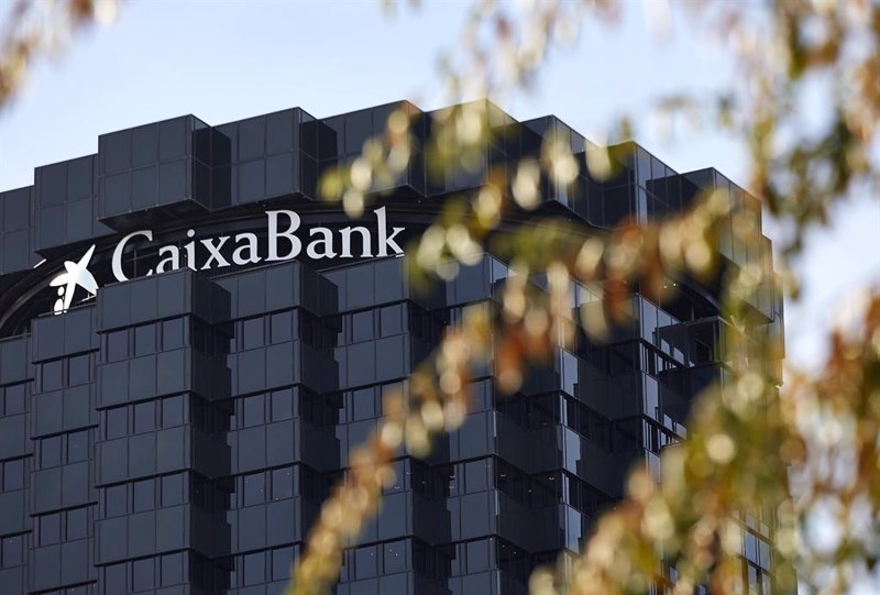CaixaBank quiere reactivar el consumo con créditos preconcedidos a 6 millones de clientes