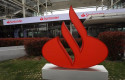 ep edificio de la sede de banco santander en la ciudad financiera del santander