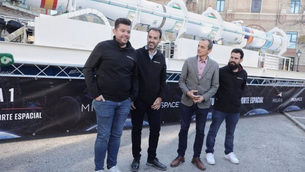 ep el ceo y cofundador de pld space raul torres su presidente ejecutivo ezequiel sanchez el