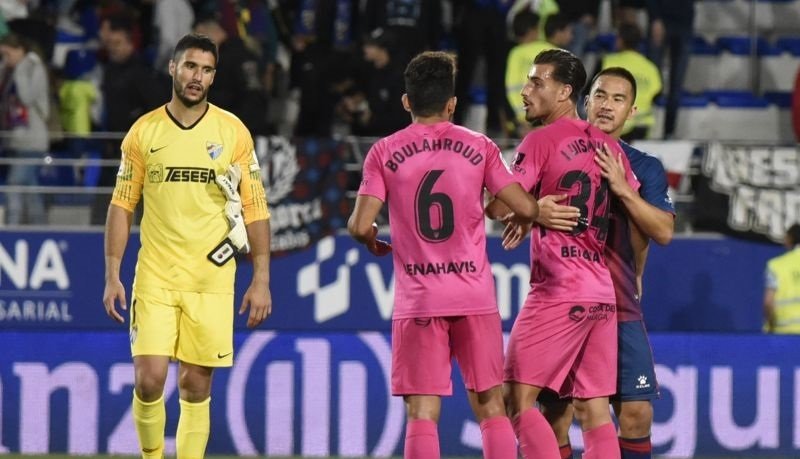 ep el malaga quiere salir de la crisis ante el lider cadiz
