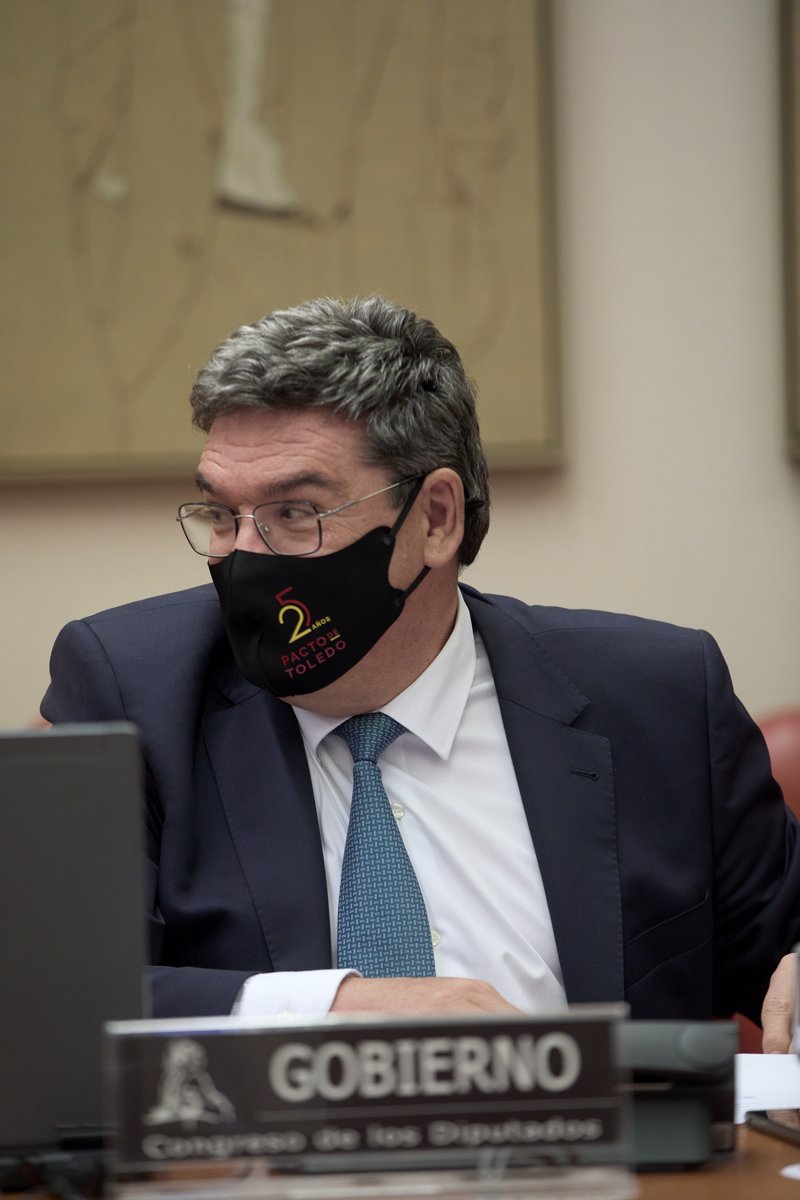 Escrivá asegura que los ERTE se prorrogarán y pide renovarlos cada tres o cuatro meses