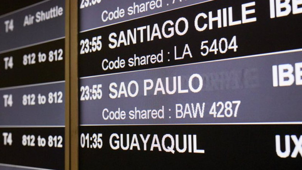 ep en la terminal t4 del aeropuerto adolfo suarez madrid-barajas