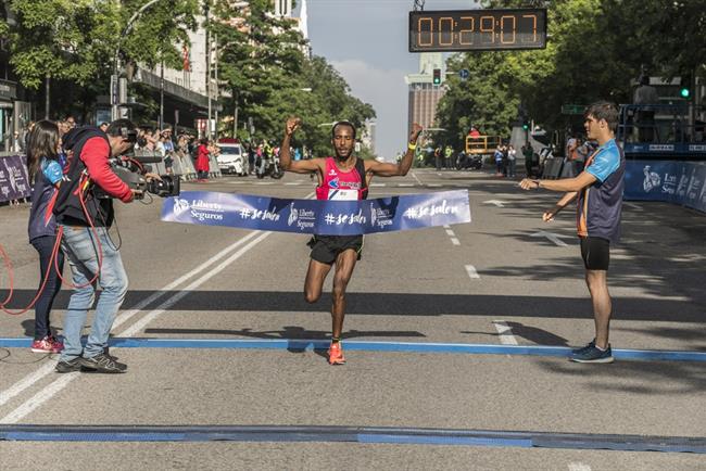 Ginzaw Bekele gana la Carrera Libery Seguros | CARRERA LIBERTY SEGUROS ep ginzaw bekele ganacarrera libery seguros