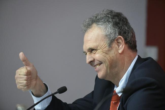 Joaquín Caparrós Sevilla, nuevo entrenador del Sevilla, en rueda de prensa | SEVILLA FC ep joaquin caparros sevilla nuevo entrenadorsevilla en ruedaprensa