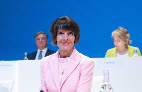 ep la conasejera anne catherine berner durante la junta general de accionistas de grifols