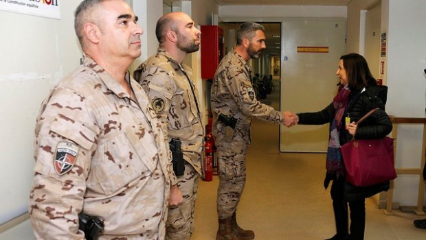ep la ministra de defensa margarita robles en una visita a afganistan en 2018
