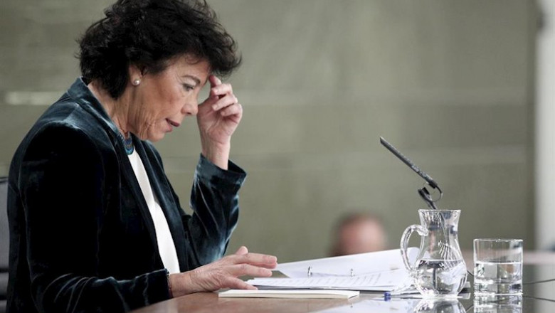 La ministra Portavoz del Gobierno, Isabel Celáa, comparece ante los medios de comunicación tras la reunión del Consejo de Ministros en Moncloa, en Madrid (España), a 18 de octubre de 2019. | Eduardo Parra - Europa Press ep la ministra portavoz del gobierno isabel celaa comparece ante los medios de comunicacion tras la 20191018144405