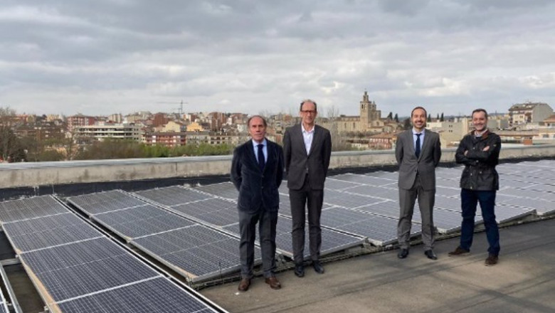 Los socios fundadores de Conecta 2 Energía, Román Rousaud y Joep Pratdesaba, el gerente del Policlínic Torreblanca, Pedro Puga y el ceo sc Real Estate, Reverte Calaceit | CONECTA 2 ENERGÍA ep los socios fundadores de conecta 2 energia roman rousaud y joep pratdesaba el gerente del