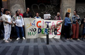 ep personas extranjeras se concentran ante la oficina de extranjeria de madrid para denunciar la