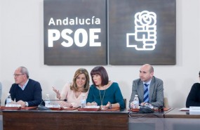 ep susana diaz entre juan cornejomicaela navarro enejecutivapsoe-a