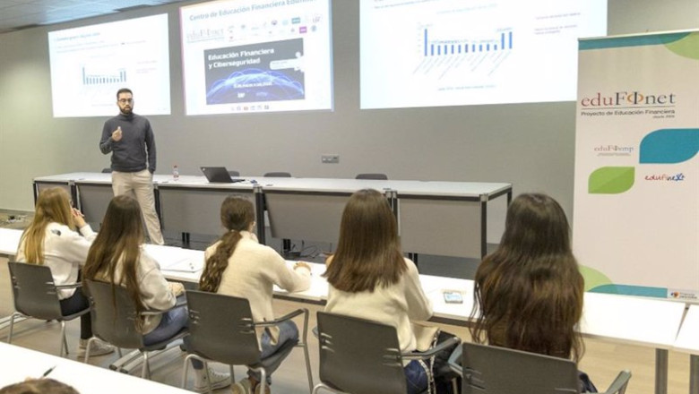 ep una de las sesiones impartidas del proyecto edufinet ep una de las sesiones impartidas del proyecto edufinet
