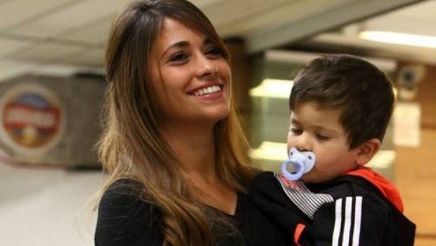 Antonella Rocuzzo Messi Thiago