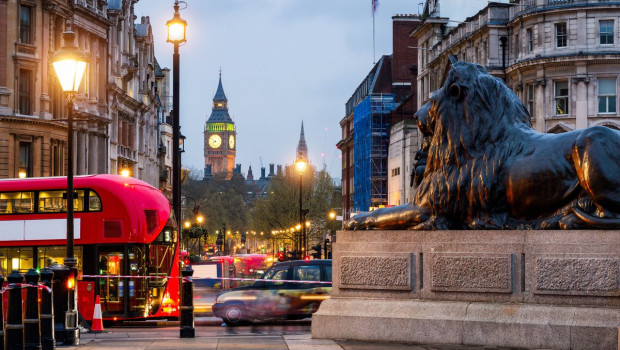 dest london trafalgar square gettyimages 817367354 universal within usage period 100803