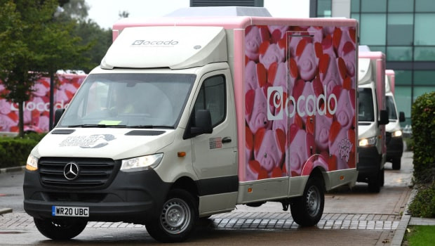 dl ocado supermarket retail online delivery groceries truck transport ftse 100 min