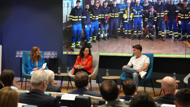 ep acto de navantia academy en san fernando cadiz