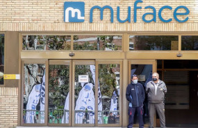 ep archivo   edificio de muface durante la protesta de funcionarios contra los recortes que han