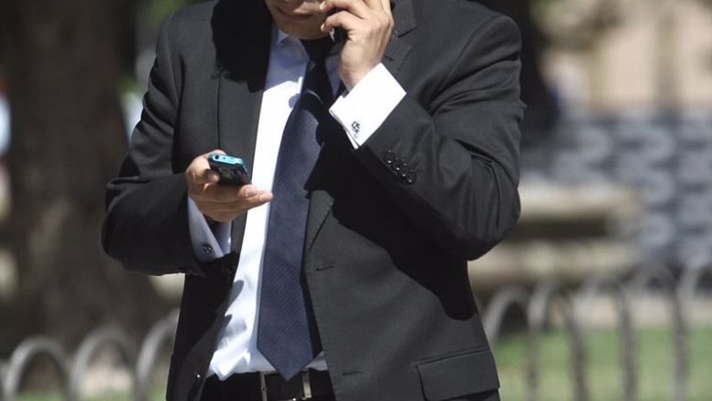 Archivo - Una persona hablando por teléfono | EUROPA PRESS - Archivo ep archivo una persona hablando por telefono