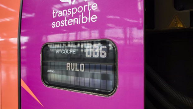 ep archivo   uno de los vagones de avlo en la estacion madrid puerta de atocha