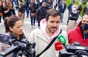 ep el coordinador de izquierda unida y ministro de consumo alberto garzon atiende a los medios
