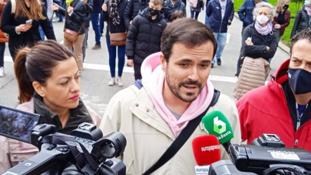 ep el coordinador de izquierda unida y ministro de consumo alberto garzon atiende a los medios