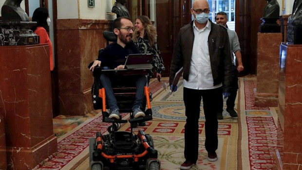 ep el portavoz de unidas podemos en el congreso pablo echenique a su llegada al pleno del congreso