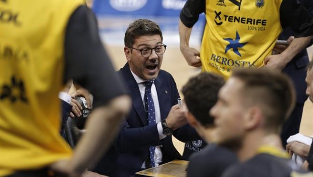 ep entrenadoriberostar tenerife fotis katsikaris