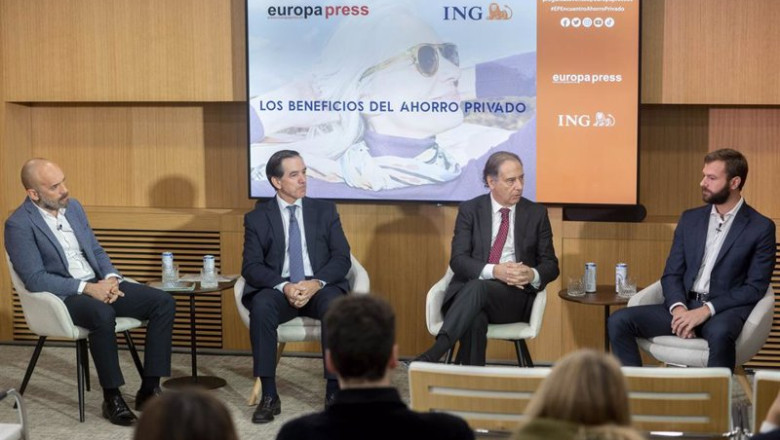 ep i d el director de estrategia de inversion en ing espana paco quintana el presidente de inverco ep i d el director de estrategia de inversion en ing espana paco quintana el presidente de inverco