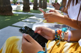 ep jovenes utilizandomovilun parquela localidad sevillana