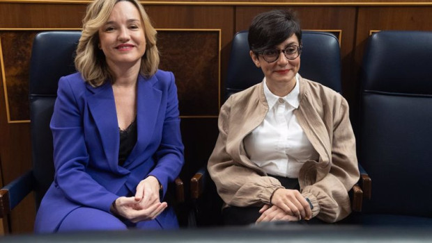 ep la ministra portavoz pilar alegria i y la ministra de vivienda isabel rodriguez d durante una