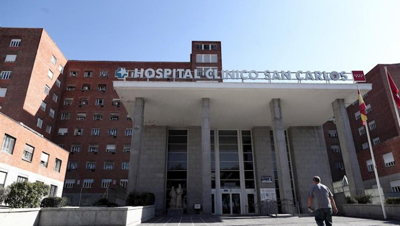 ep puerta principal del hospital clinico san carlos de madrid