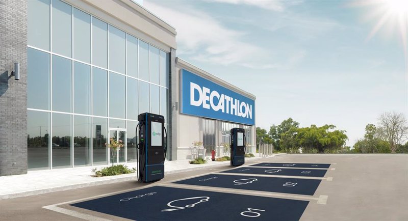 ep puntos de recarga de edp en un establecimiento de decathlon ep puntos de recarga de edp en un establecimiento de decathlon