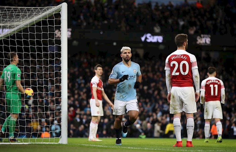 ep sergio aguero en un partido entre el manchester city y el arsenal