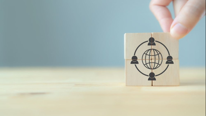 shutterstock 2105712164