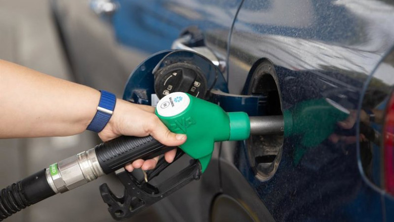 ep archivo   repostaje en una gasolinera