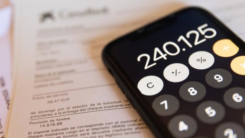 ep archivo una calculadora sobre una propuesta financiera para la firma de una hipoteca ep archivo una calculadora sobre una propuesta financiera para la firma de una hipoteca