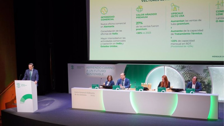 De izquierda a derecha, Josu Calvo, presidente no ejecutivo; Teresa Quirós, consejera y presidenta de la comisión de auditoría; Carlos López de las Heras, CEO; Ines Núñez, secretaria del consejo de administración; y Juan Ignacio Bustamante, notario | TUBOS REUNIDOS ep de izquierda a derecha josu calvo presidente no ejecutivo teresa quiros consejera y presidenta de