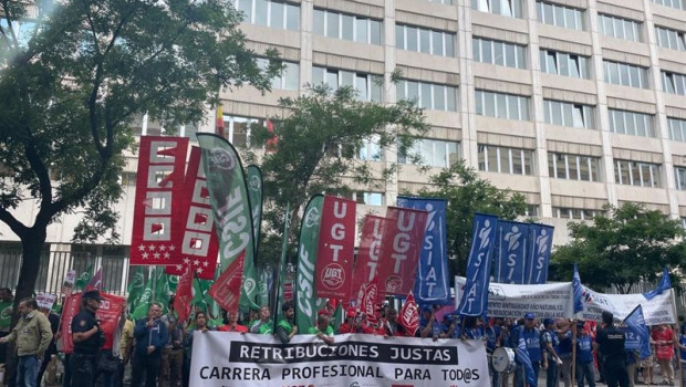 ep economia  borra csif critica que el gobierno ha abandonado a la plantilla de la aeat y no