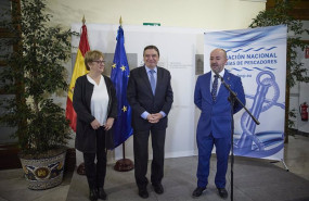 ep el ministro de agricultura luis planas el presidente de la fncp basilio otero y la secretaria ep el ministro de agricultura luis planas el presidente de la fncp basilio otero y la secretaria