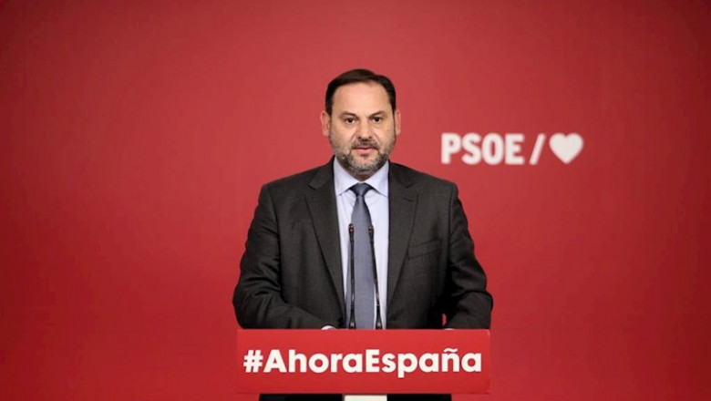 El secretario de Organización del PSOE, José Luis Ábalos, ofrece una rueda de prensa tras conocerse la sentencia del Tribunal Supremo (TS) sobre el proceso independentista catalán del 1-O, en la sede del Partido Socialista, Madrid (España) a 14 de octubre | Eduardo Parra - Europa Press ep el secretario de organizacion del psoe jose luis abalos ofrece una rueda de prensa tras conocerse