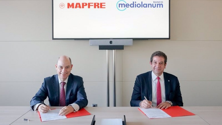 El vicepresidente de Mapfre y ceo de Iberia, José Manuel Inchausti, y el consejero delegado de Banco Mediolanum, Igor Garzesi | MAPFRE ep el vicepresidente de mapfre y ceo de iberia jose manuel inchausti y el consejero delegado de