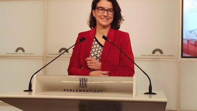 ep eva granados psc en rueda de prensa en el parlament