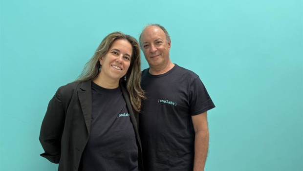 ep los fundadores de onalabs elisabet del valle y xavier munoz