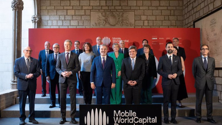 ep los miembros del patronato de la mobile world capital barcelona este jueves en el ayuntamiento de ep los miembros del patronato de la mobile world capital barcelona este jueves en el ayuntamiento de