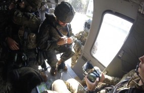 ep militares espanolesla bri xun helicopteroletonia