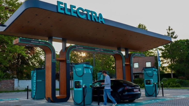 ep motor  electra triplica sus ingresos en 2025 y cierra el ano con 664 estaciones en europa