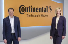 ep nikolai setzer consejero delegado de continental y katja durrfeld directora de finanzas