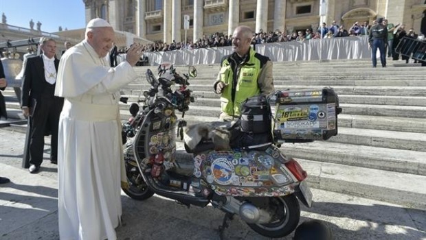ep papa francisco bendicevespalajose antonio fernandez recorrera e